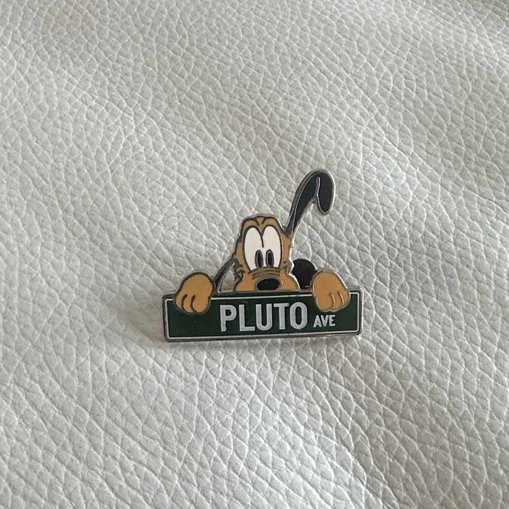Official Disney Pluto Trading Pin